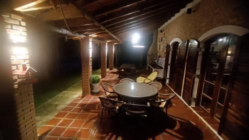 Sorocaba House | Casa de Campo em Ibiúna de frente para represa