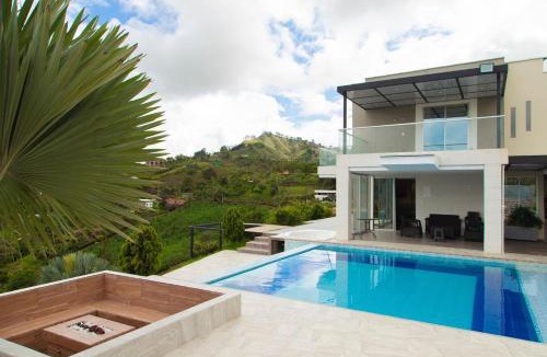 El Penol Villa | Casa de Campo Monblack