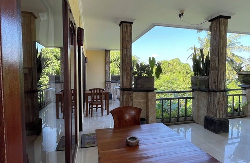 Petulu Apartment | Casa de cavin