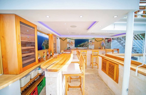 Villas Ana Maria Apartment | Casa de Compai Unit 9 AC, WiFi, Prime Location