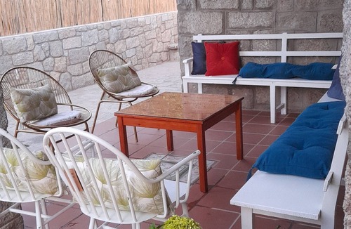 Becerril de la Sierra Cottage | Casa de Piedra, Acogedora en Invierno, Fresca en Verano, Todas las Comodidades