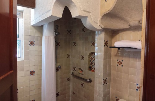 Rancho Cortes Hotel | Casa de las Conchas Cuernavaca