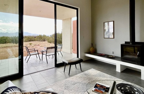 Canoncito House | Casa de Luz- Santa Fe Escape