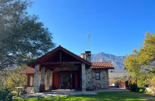 San Javier House | Casa de montaña