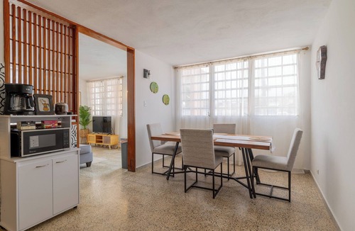 Luquillo House | Casa de Papi in Luquillo with cool AC breeze