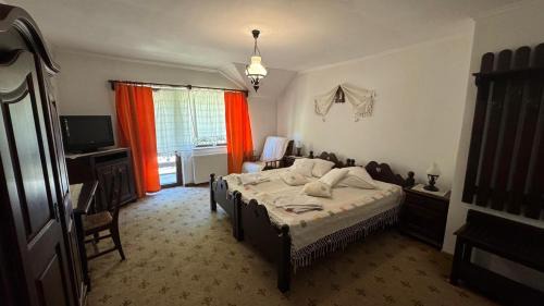 Arieseni House | Casa De Vis