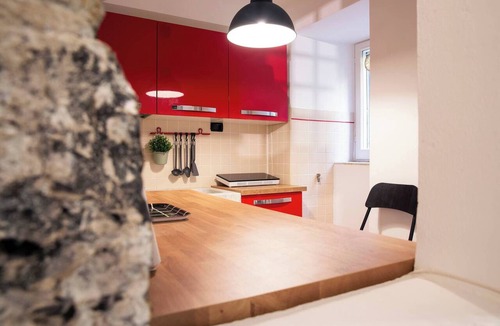 Pre Apartment | Casa Del Borgo - Rustic apartment near the station and Aquarium