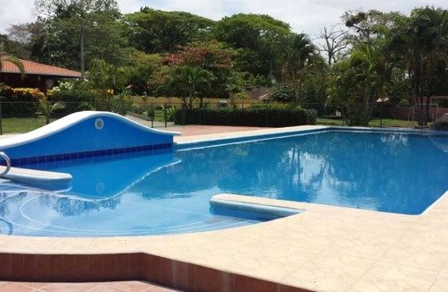 Esterillos House | Casa del Sol- Detached Bungalow, walk to the beach