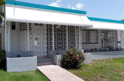 Bayamon House | Casa del Sol -Unit B