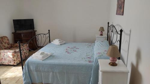 Maratea Apartment | Casa di Anna a Maratea, graziosa e accogliente con spazio esterno privato, servito di bus per le spiagge