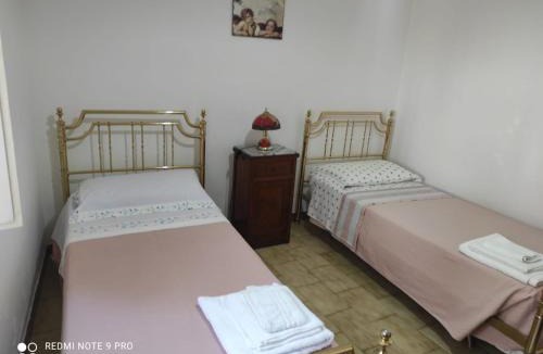 Maratea Apartment | Casa di Anna a Maratea, graziosa e accogliente con spazio esterno privato, servito di bus per le spiagge