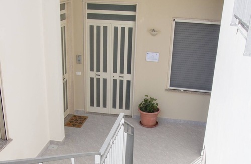 Rodio House | Casa Di Bello Orange Studio Apartment