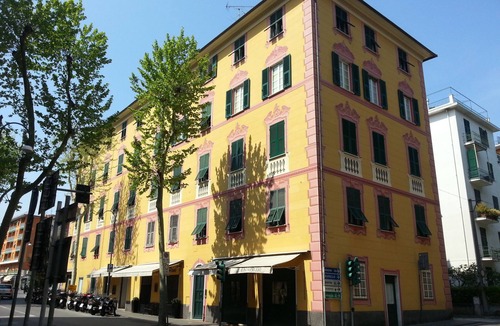 Santa Margherita Ligure Apartment | Casa di Ellen 200 meters from the beach