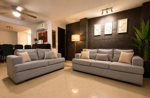 Guadalupe House | Casa Di Manuelito