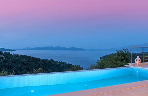 Spartochori Villa | Casa di Maura - 3 Bedroom Contemporary House With Stunning sea Views