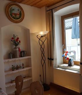 Bad Aibling Apartment | Casa di Traditionale im Herzen von Bad Aibling Tradition trifft auf moderne Gemütlichkeit auf 138qm