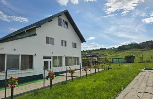 Brosteni House | Casa Diadeea Motru