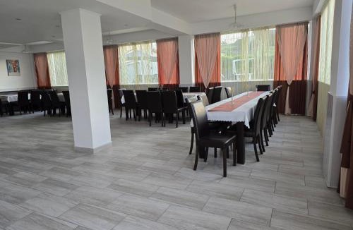 Brosteni House | Casa Diadeea Motru