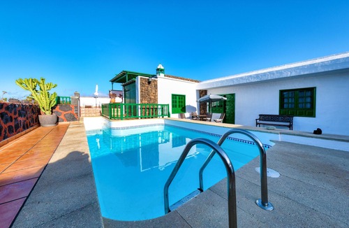 La Geria Ski Chalet | Casa Diama 2 - Shared Pool By LVH