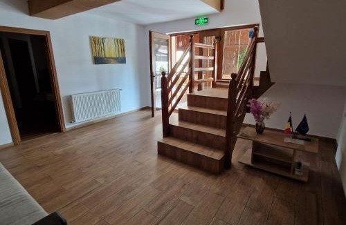 Curtea De Arges House | Casa Diana
