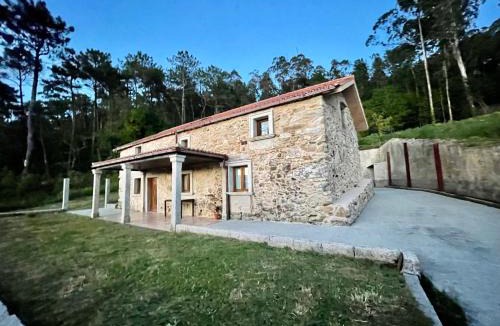 Outes House | Casa do Canteiro