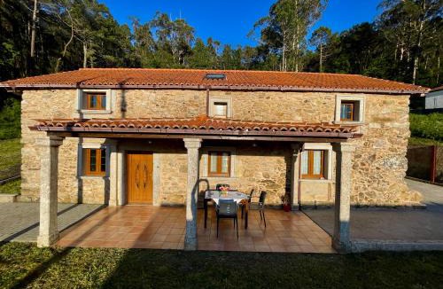 Outes House | Casa do Canteiro