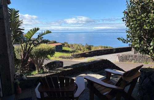 Pico House | Casa do Laureano