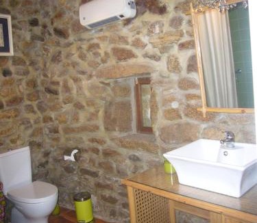 Cimbres House | Casa do Monge
