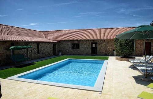 Codecoso House | Casa do Tanque (Camélias de Basto)