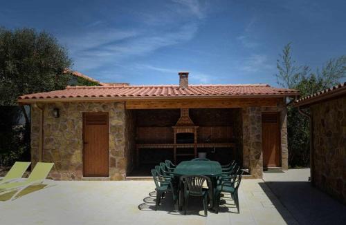 Codecoso House | Casa do Tanque (Camélias de Basto)