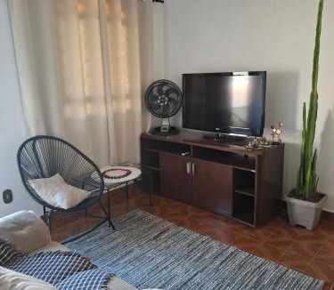 Araras House | Casa do Toby
