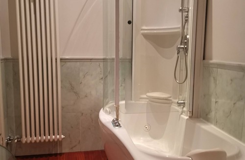 Old Town Apartment | Casa Dolce home in the Accademia area
