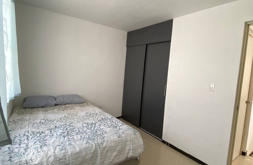 Apodaca House | Casa dos pisos