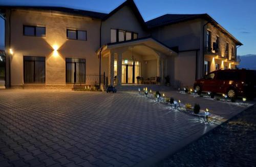 Cordau House | Casa Dragan