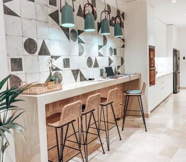 Embajadores House | Casa du Soleil Hostal Boutique