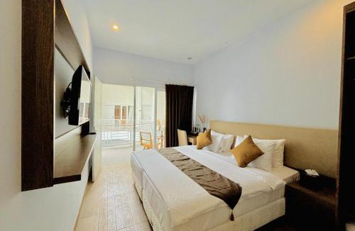 Batu Bolong Hotel | Casa Due
