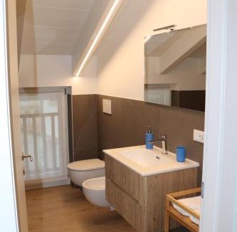 Cles Apartment | Casa Dusinei Blue & Green