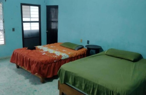 Tuxpan House | Casa en muy buena ubicación, cerca del rio, a 10 min. de la playa o el centro.