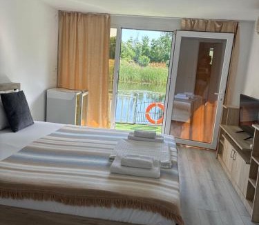Dunavatu de Jos House | Casa Egreta Alba