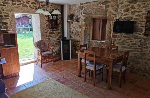Mos House | Casa Eido Vello