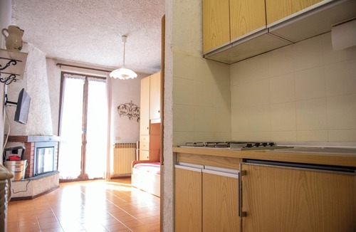 Miragolo San Salvatore Apartment | Casa Eleonora