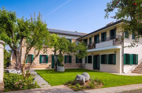 Montebelluna Apartment | CASA ELSA Charming Apartment