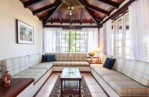 Portal da Ferradura House | Casa em condomínio com piscina na melhor localização de Búzios