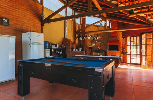 Cotia House | Casa em Cotia com piscina e área de lazer infantil