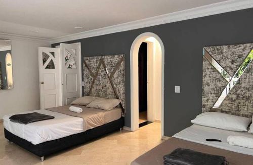 Los Naranjos Villa | Casa en el poblado - Tesoro