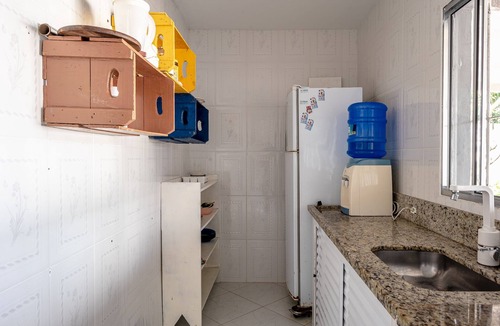 Balneario Florida House | Casa Encantadora e Novinha com Piscina em Peruíbe