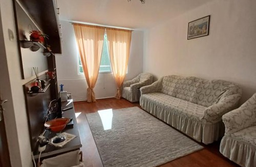 Neptun Apartment | casa ene