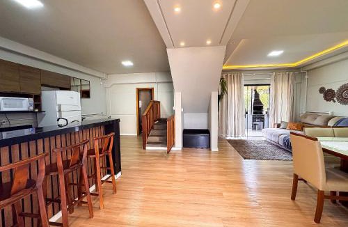 Brusque House | Casa espaçosa com 3 quartos | Até 11 pessoas