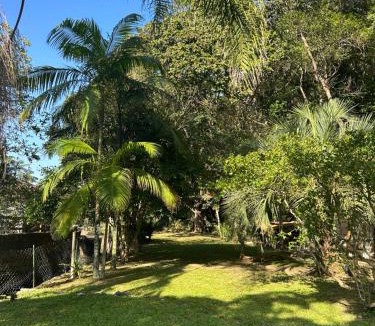 Sambaqui House | Casa Espaçosa com Piscina, Churrasqueira e Área verde em Sambaqui ao Lado da Praia - Floripa