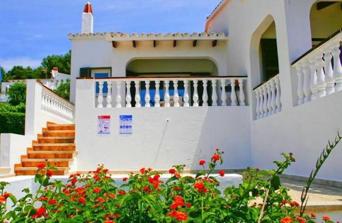 Sant Jaume Mediterrani Villa | Casa Este - Semi-Detached 2 Bedroom Villa - Great For Smaller Groups